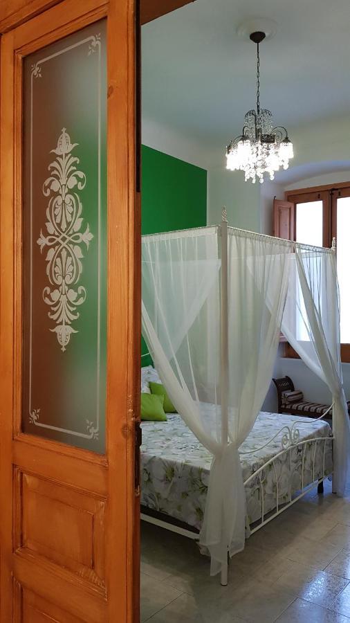 Amanda'S Dream Apartment Taranto Luaran gambar
