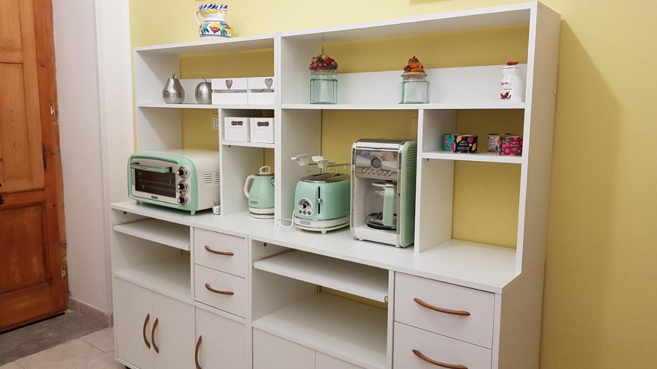 Amanda'S Dream Apartment Taranto Luaran gambar